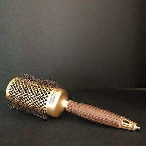 🌿 Olivia Garden Round Brush